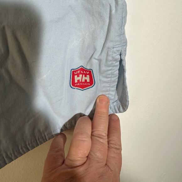 Helly Hansen Baby Blue Capris - Picture 3 of 4